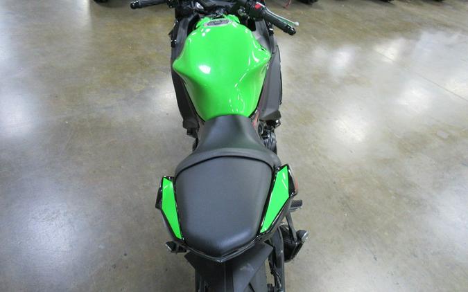 2022 Kawasaki Ninja® 650 ABS KRT Edition