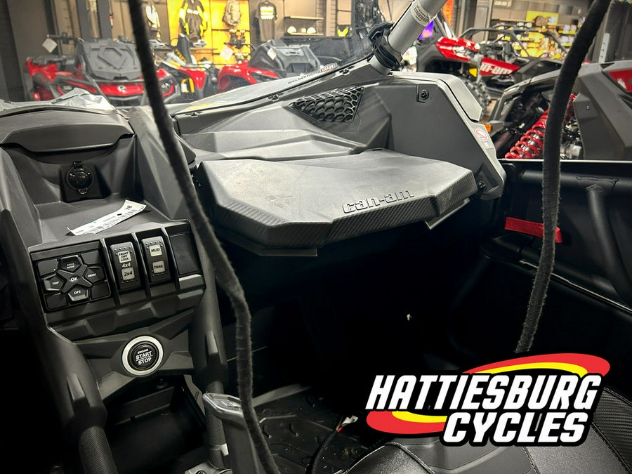 2025 Can-Am Maverick X3 X mr TURBO RR 72