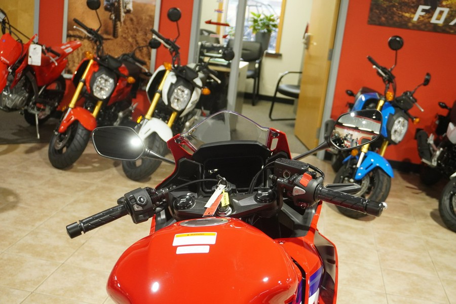 2025 Honda CBR500RAS