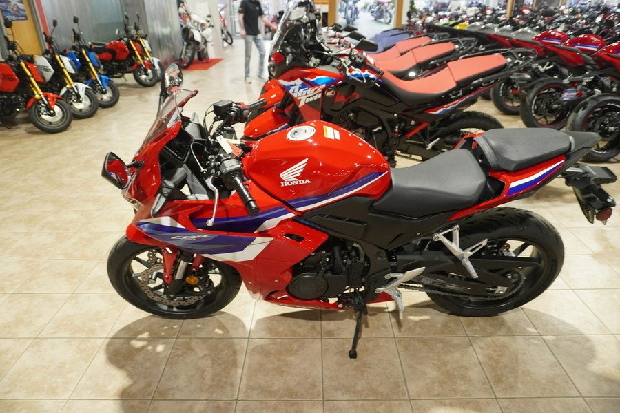 2025 Honda CBR500RAS