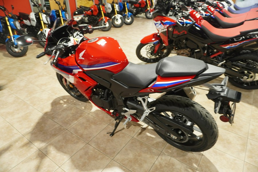 2025 Honda CBR500RAS