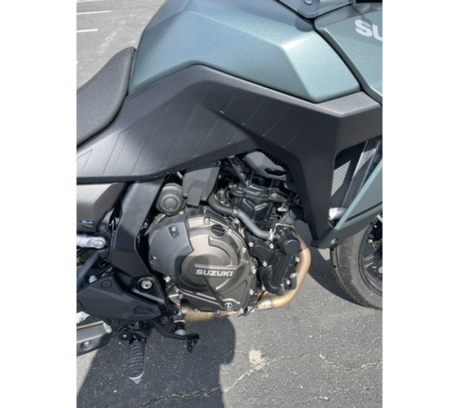 2024 Suzuki V-Strom 800