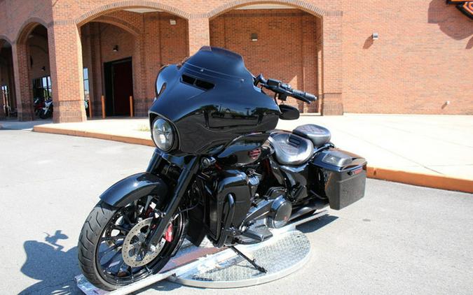 2018 Harley-Davidson FLHXS - Street Glide Special