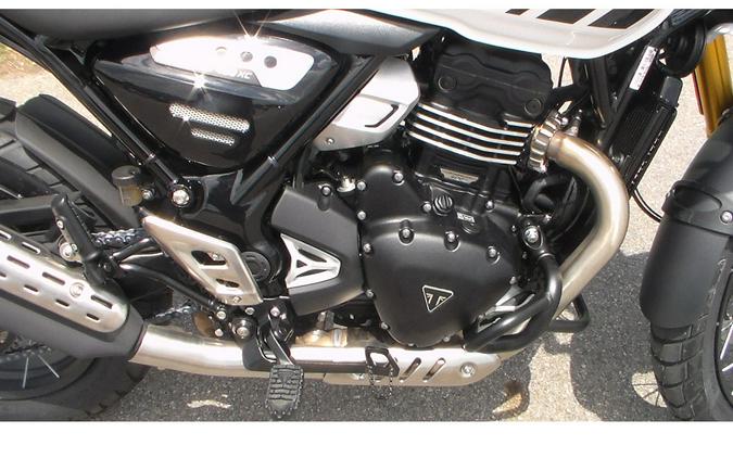 2026 Scrambler 400 XC - Triumph