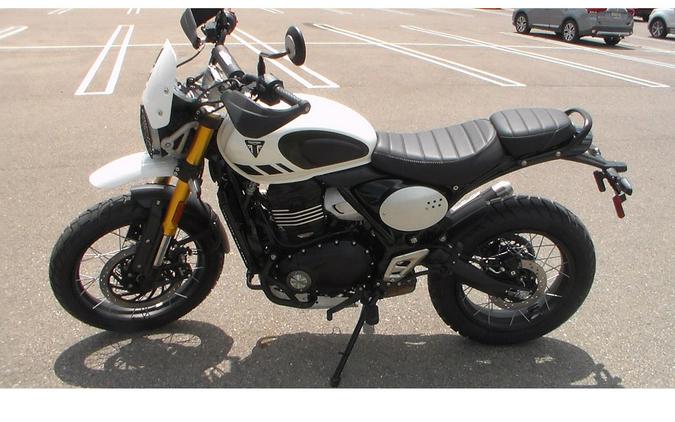 2026 Scrambler 400 XC - Triumph