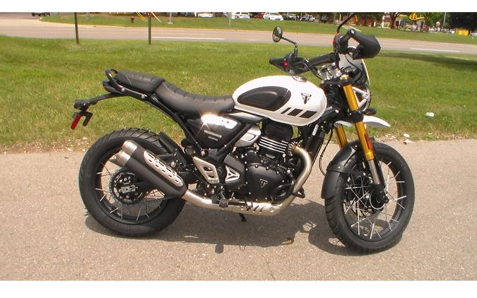 2026 Scrambler 400 XC - Triumph