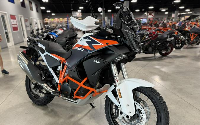 2026 KTM Super Adventure R 1390