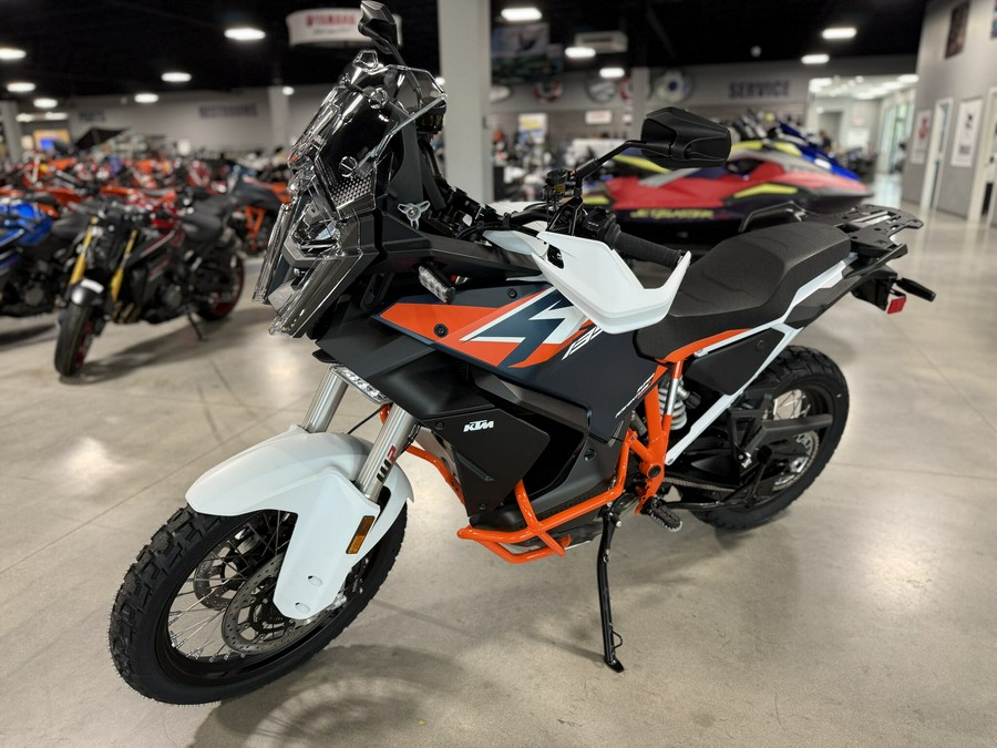 2026 KTM Super Adventure R 1390
