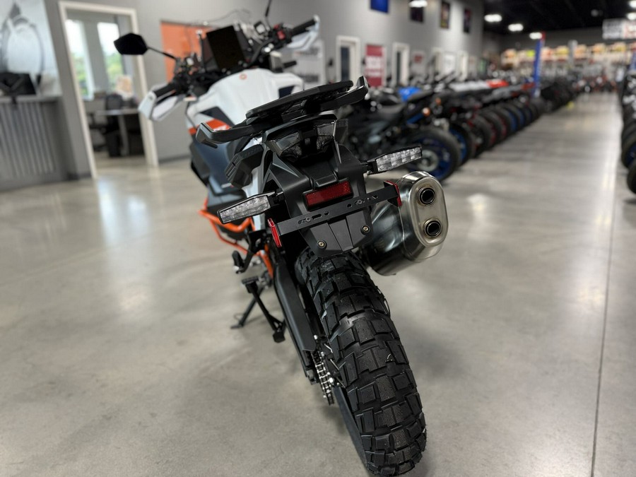 2026 KTM Super Adventure R 1390