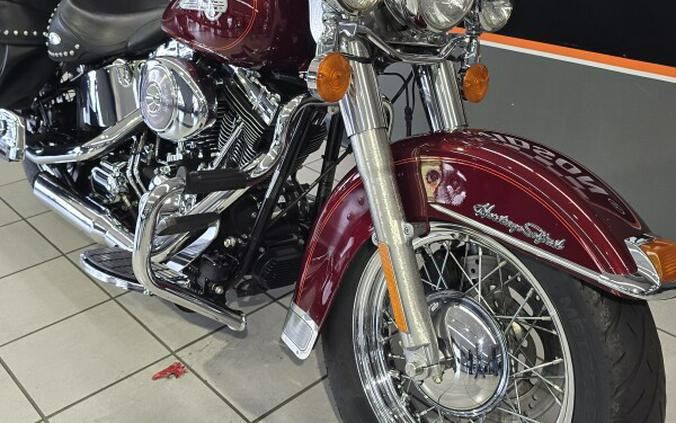 2002 Harley-Davidson Heritage Softail® Classic Rio Red and Black Ember with Quartzite Gr