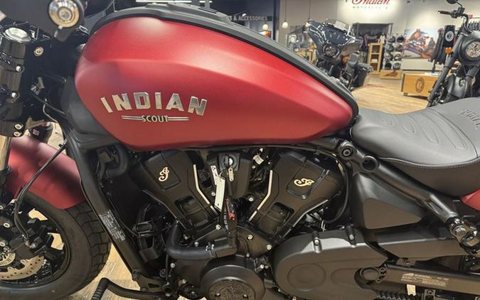 2025 Indian Scout Bobber Limited Sunset Red Smoke