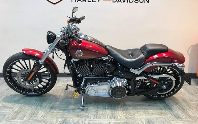 2017 Harley-Davidson Breakout Velocity Red Sunglo FXSB