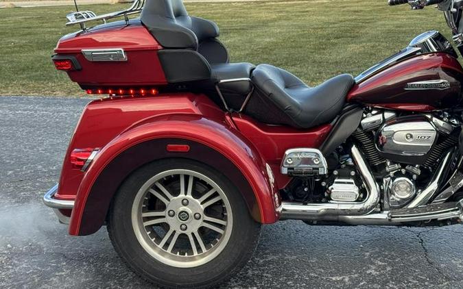 2018 Harley-Davidson® FLHTCUTG - Tri Glide® Ultra
