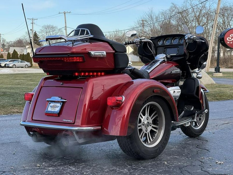 2018 Harley-Davidson® FLHTCUTG - Tri Glide® Ultra