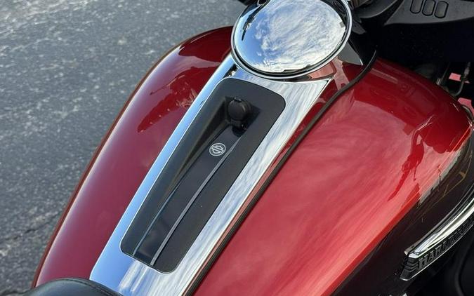 2018 Harley-Davidson® FLHTCUTG - Tri Glide® Ultra