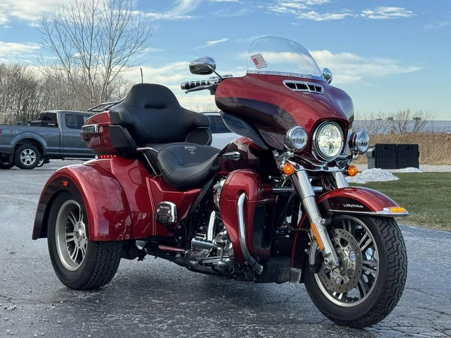 2018 Harley-Davidson® FLHTCUTG - Tri Glide® Ultra
