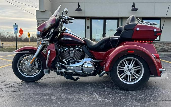 2018 Harley-Davidson® FLHTCUTG - Tri Glide® Ultra