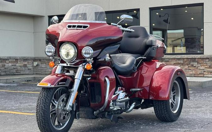 2018 Harley-Davidson® FLHTCUTG - Tri Glide® Ultra