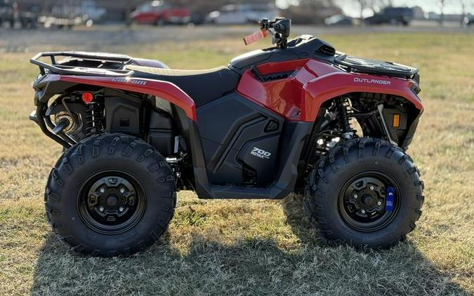 2026 Can-Am® Outlander DPS 700