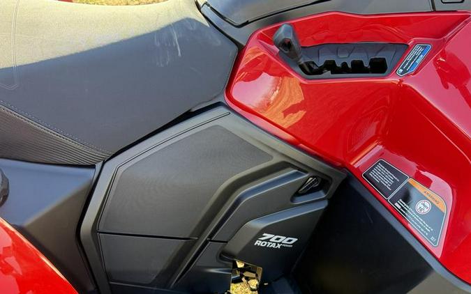 2026 Can-Am® Outlander DPS 700