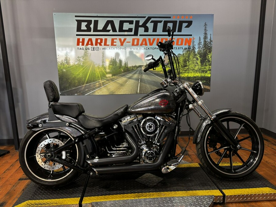 2014 Harley-Davidson® Breakout® HCCHROMEFLAKE