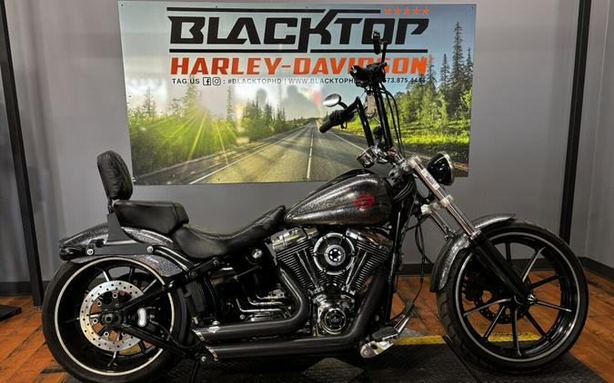 2014 Harley-Davidson® Breakout® HCCHROMEFLAKE