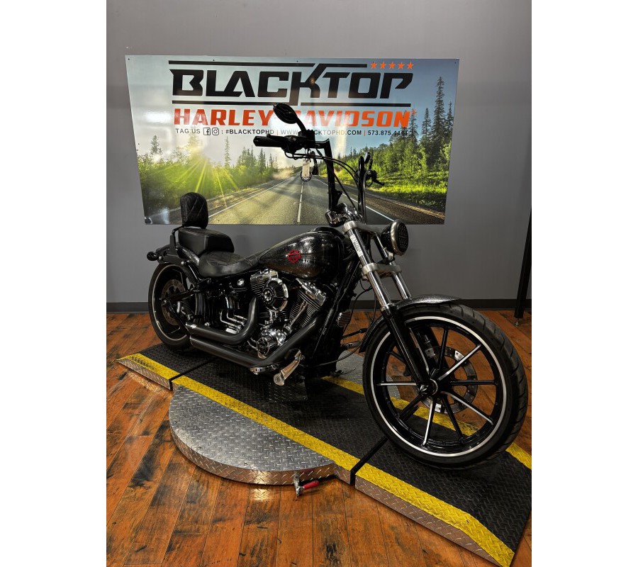 2014 Harley-Davidson® Breakout® HCCHROMEFLAKE