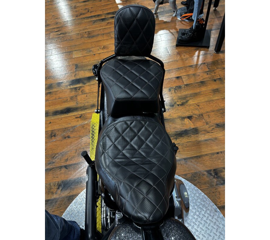 2014 Harley-Davidson® Breakout® HCCHROMEFLAKE