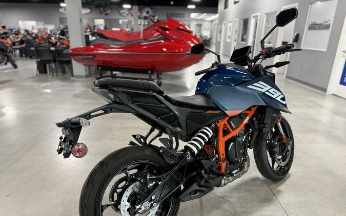 2026 KTM Duke 390