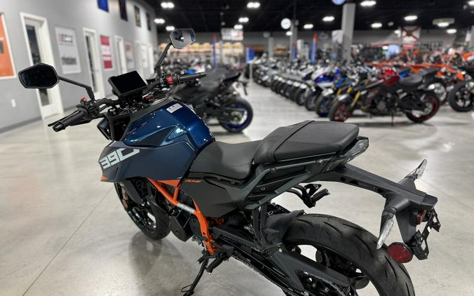 2026 KTM Duke 390
