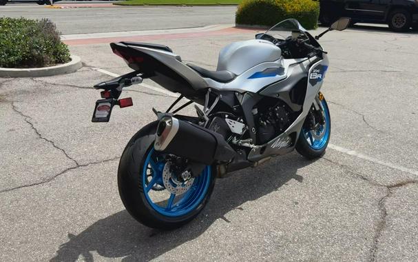 2027 Kawasaki NINJA ZX-6R ABS