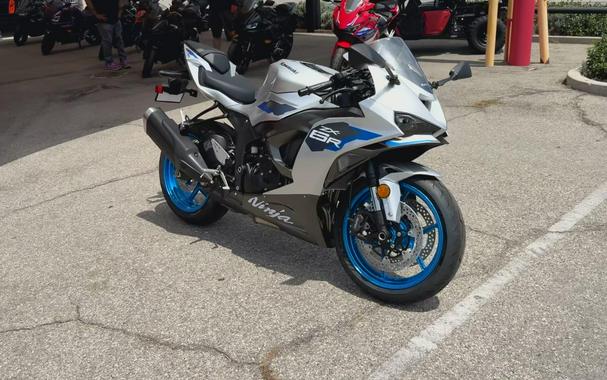 2027 Kawasaki NINJA ZX-6R ABS