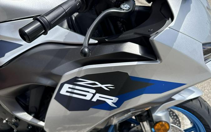 2027 Kawasaki NINJA ZX-6R ABS