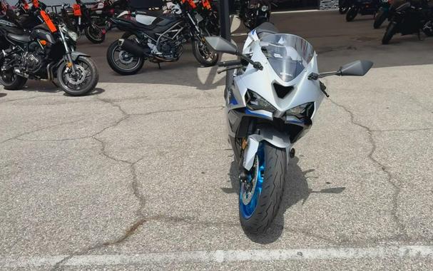 2027 Kawasaki NINJA ZX-6R ABS