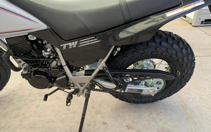 2027 Yamaha TW200
