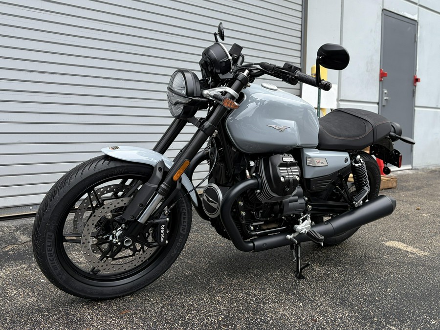 2027 Moto Guzzi V7