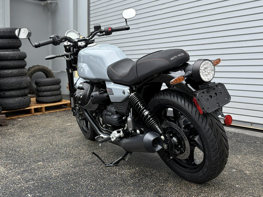 2027 Moto Guzzi V7