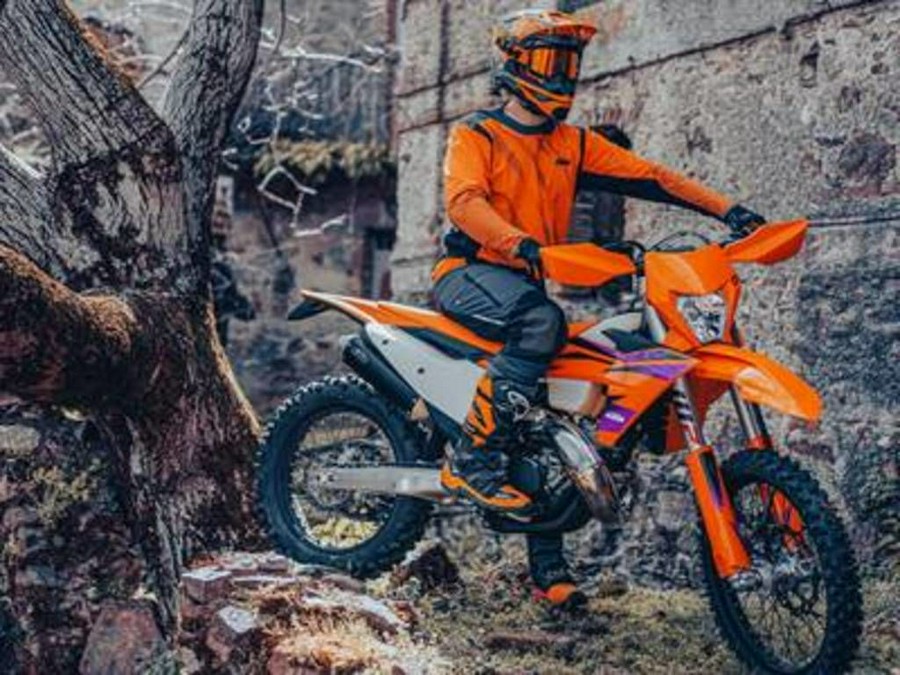 2024 KTM XC 300 W