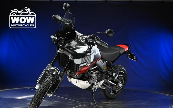 2023 Ducati DESERT X RR22