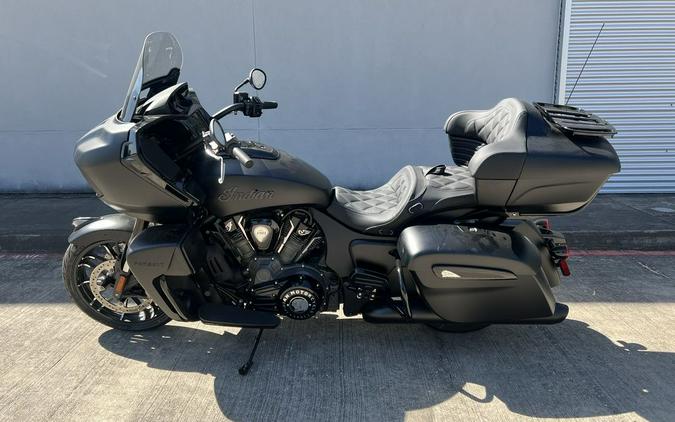 2024 Indian Motorcycle® Pursuit® Dark Horse® Black Smoke