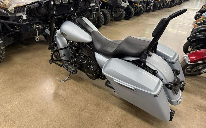 2023 Harley-Davidson® Street Glide® Special