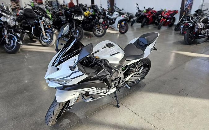 2025 Kawasaki NINJA® ZX™-4RR ABS