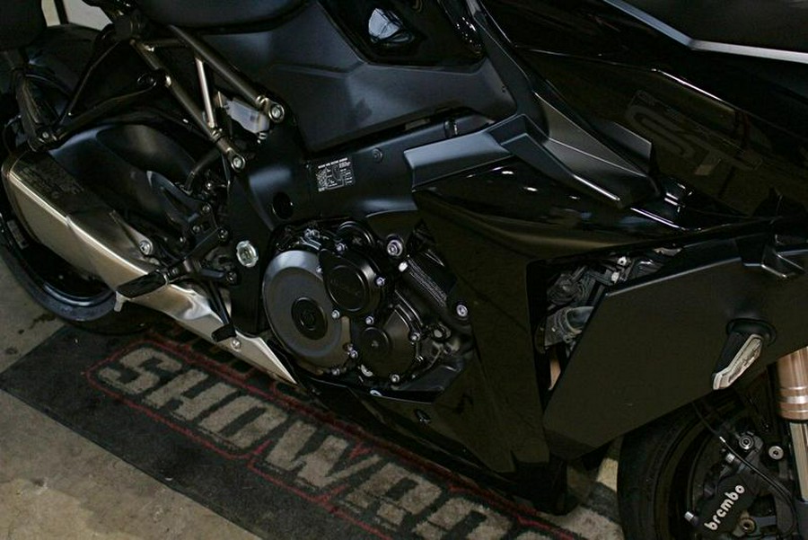 2022 Suzuki GSX-S1000GT Plus