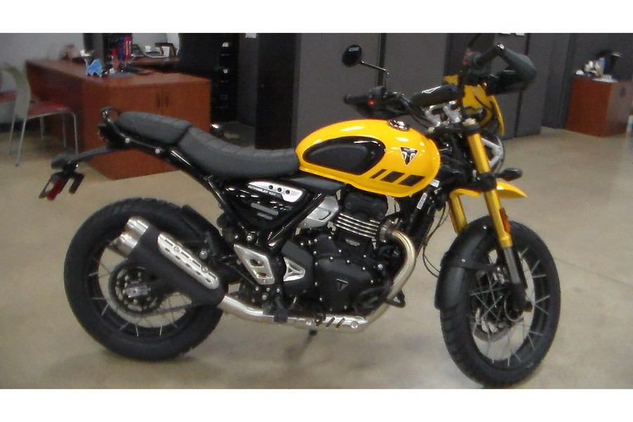 2026 Triumph Scrambler 400 XC