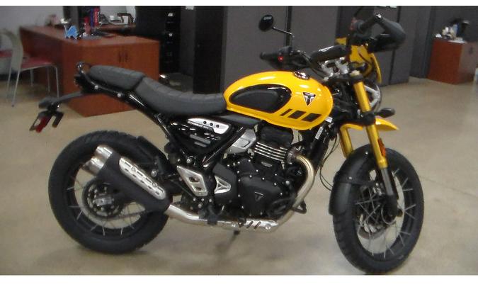 2026 Scrambler 400 XC - Triumph