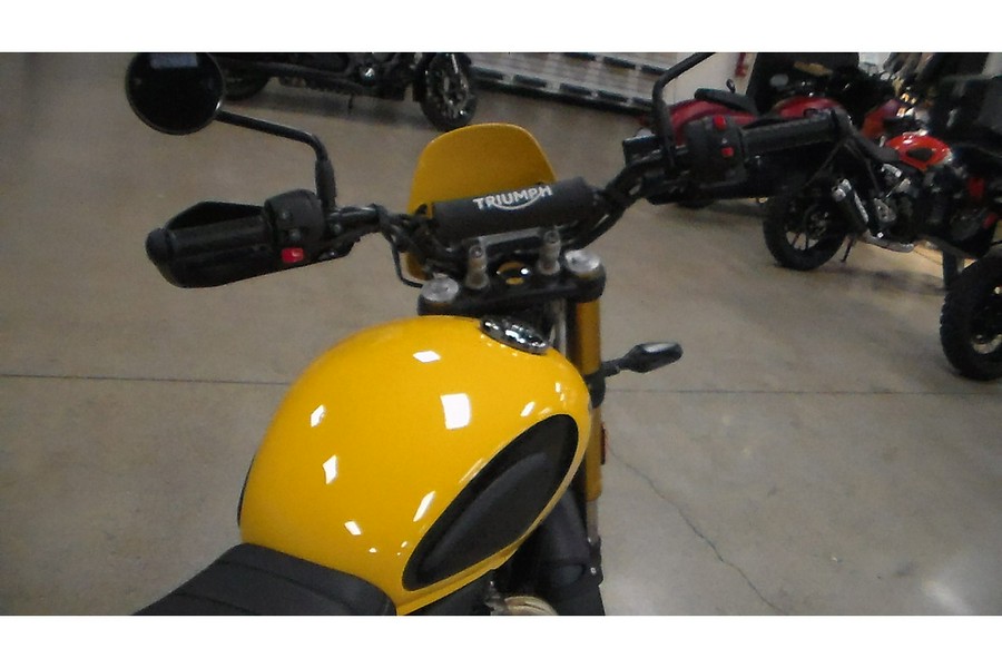 2026 Triumph Scrambler 400 XC