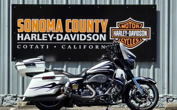 2016 Harley-Davidson CVO™ Street Glide®