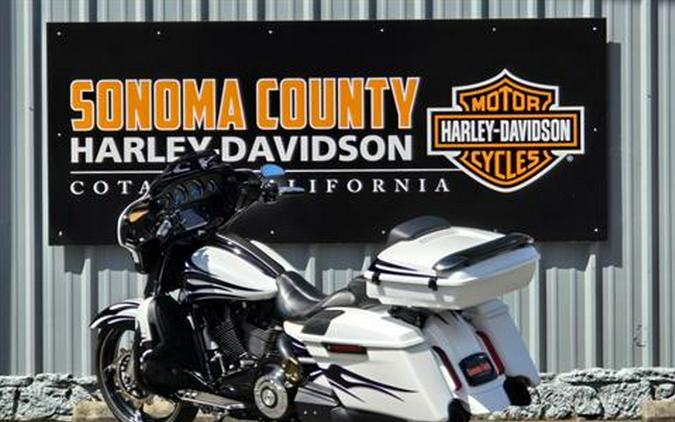 2016 Harley-Davidson CVO™ Street Glide®