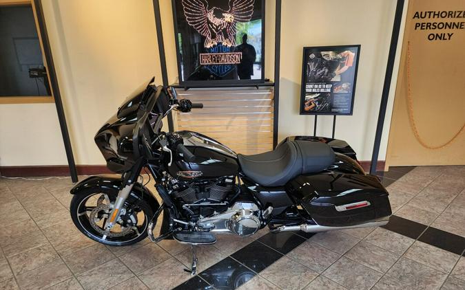 2024 Harley-Davidson Street Glide® Vivid Black