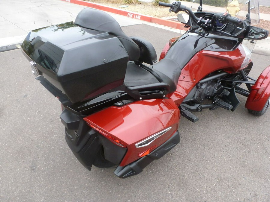 2018 Can-Am® Spyder® F3-T